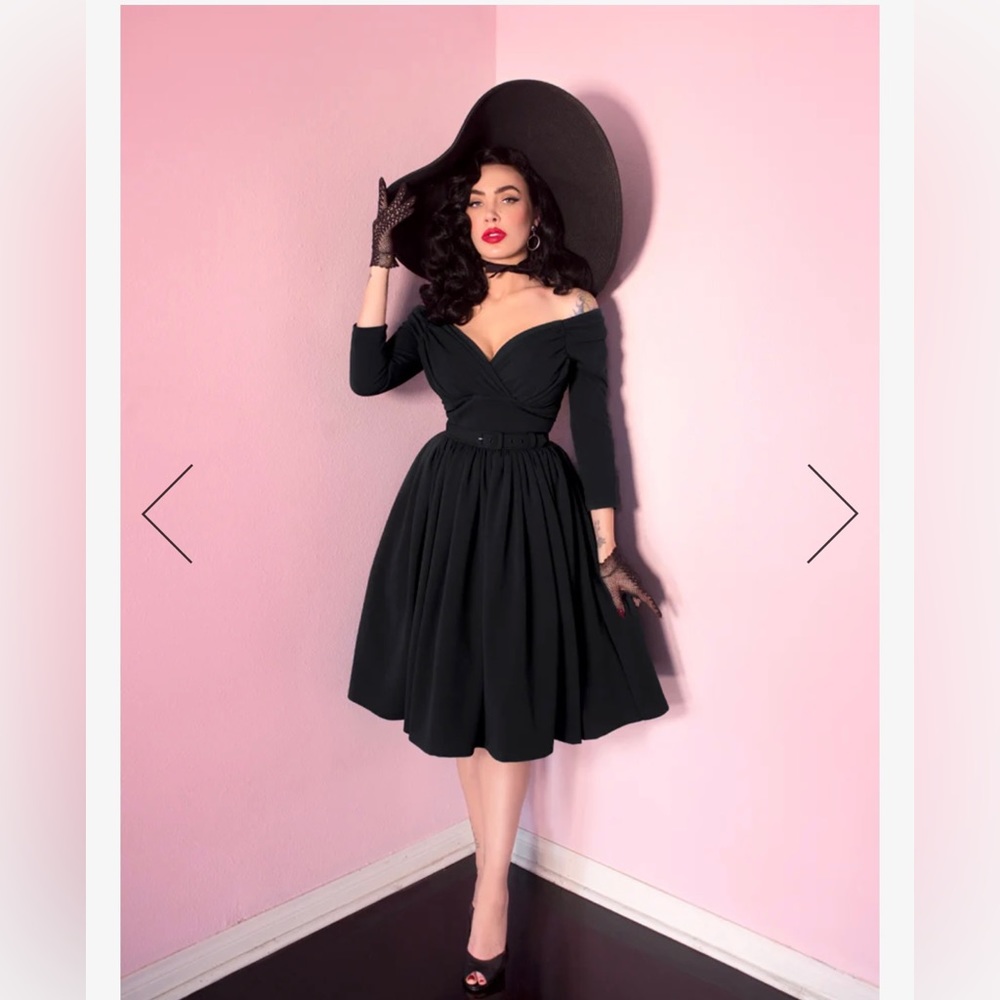NWT Vixen by Micheline Pitt Black Starlet Swing dress